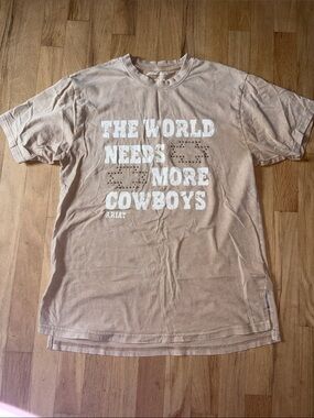 Ariat Tan Graphic Short-Sleeve Tee with White Text